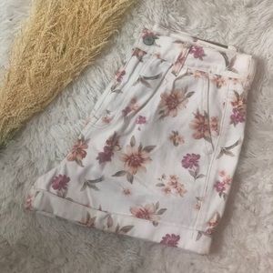 NWT American eagle mom shorts